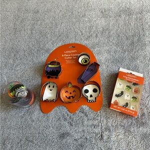 Halloween set of: Ghost Cookie Cutter Set, Baking Cup Set, Icing Decorations